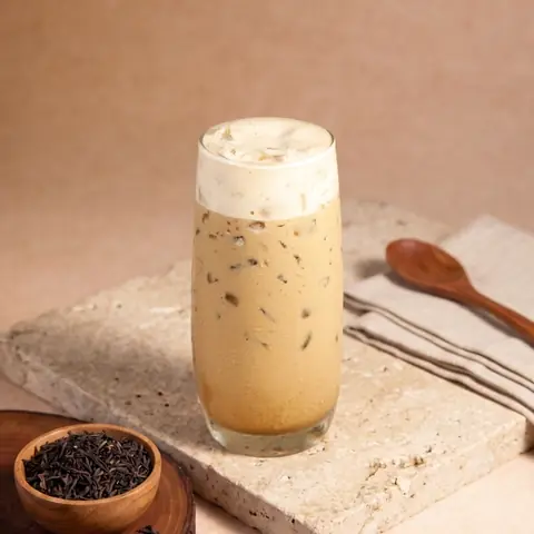 Hiro Signature Teh Tarik — Rich and creamy pulled milk tea — the Malaysian favourite