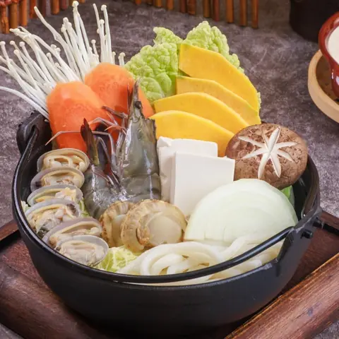 Kaisen Nabemono — Japanese hot pot with assorted seafood, tofu, vegetables, egg and udon