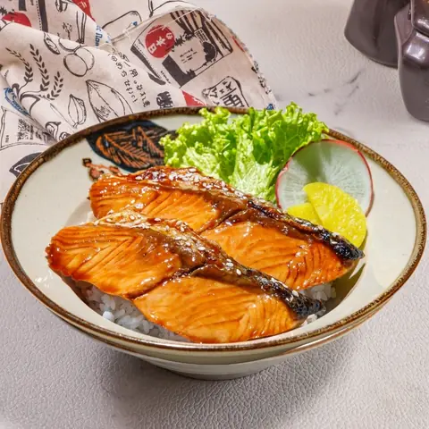 Salmon Teriyaki Don — Steamed Japanese rice with grilled salmon teriyaki