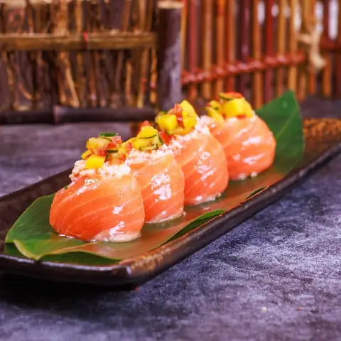 Momo Hana Maki — Salmon, crabstick salad and spicy mango salsa