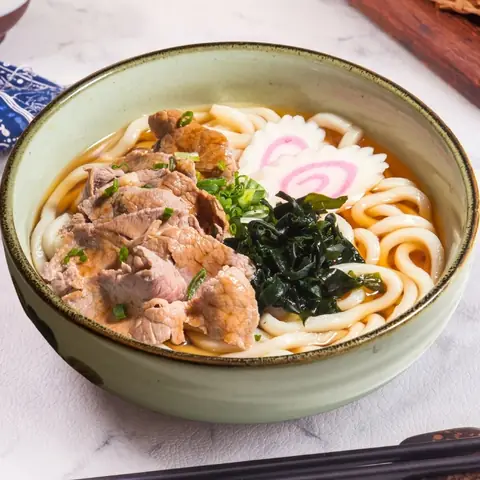 Niku Udon / Soba — Udon or soba topped with Aussie sliced beef
