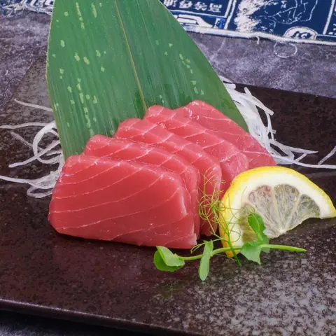 Maguro Akami — Bluefin tuna (5 pcs / 3 pcs)