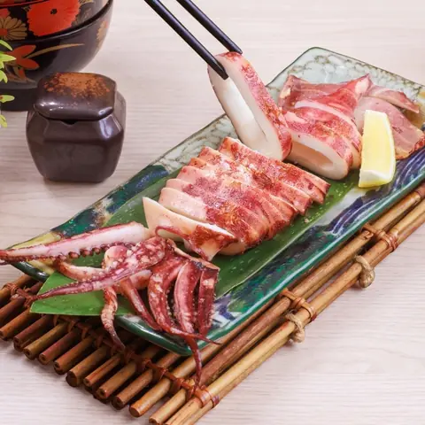 Surume Ika Sugata Yaki — Whole grilled squid with salt