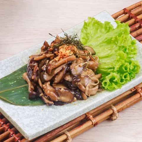 Kinoko Batayaki — Stir-fried assorted mushrooms with butter garlic sauce